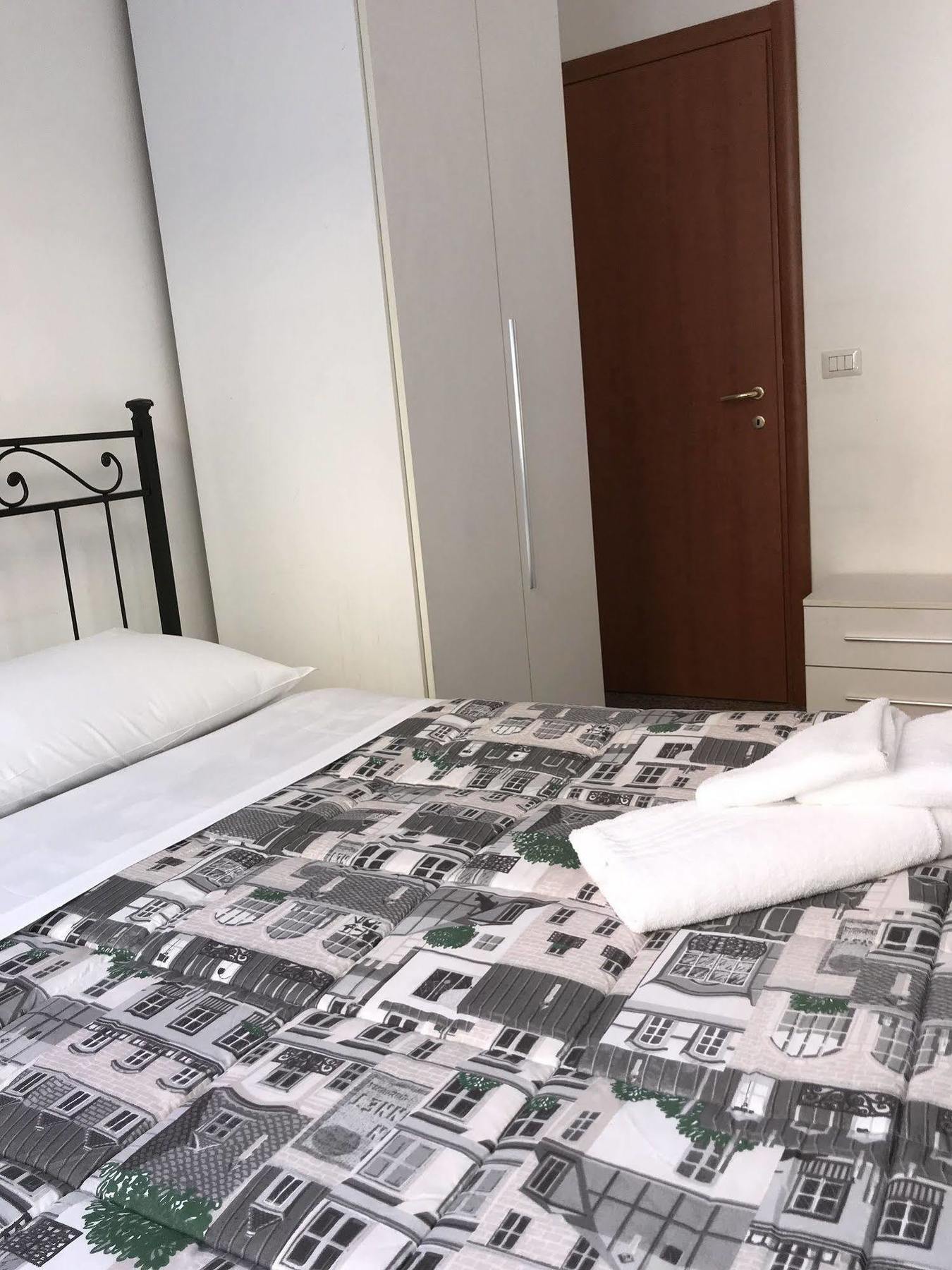 Elite Loreto Milano Hotel Ngoại thất bức ảnh